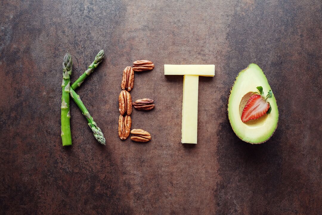 Het keto-dieet is een toename van vet en eiwit tegen de achtergrond van een sterke afname van koolhydraten. 